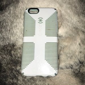 Speak, iPhone 6 case.